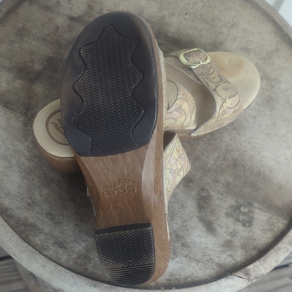Dansko Women's Gold and Tan Mules - Picture 8 of 9